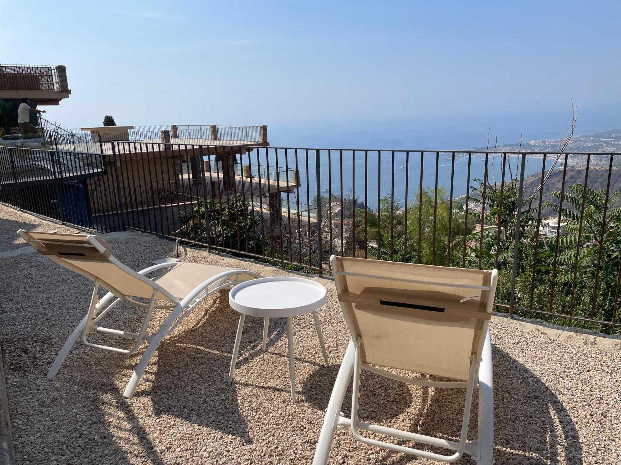 Villa Da Vinci Luxury Panoramic Apartments - Taormina Rooms Collection Luaran gambar