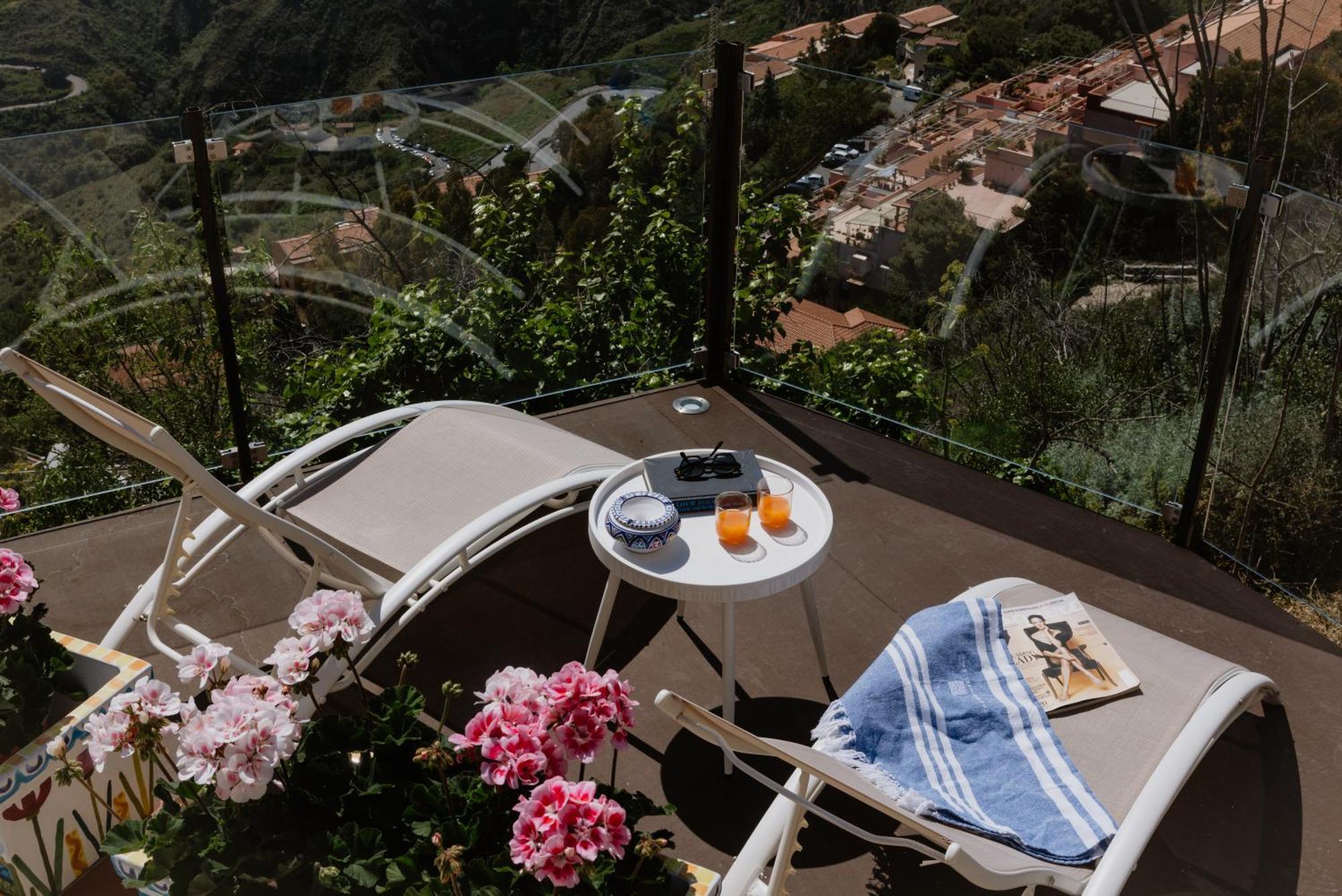 Villa Da Vinci Luxury Panoramic Apartments - Taormina Rooms Collection Luaran gambar