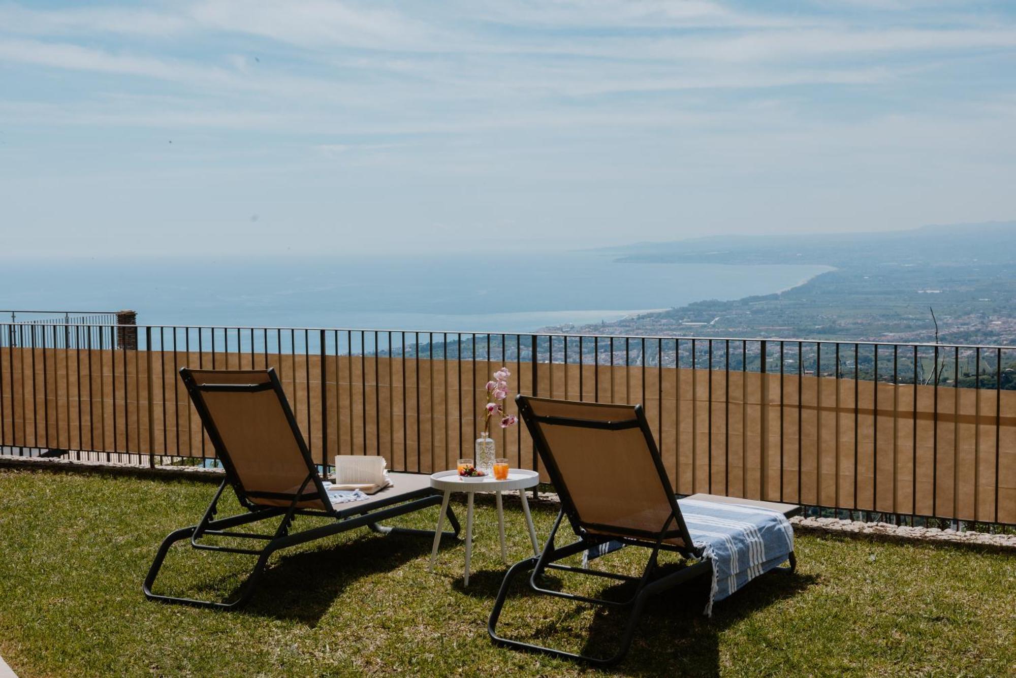Villa Da Vinci Luxury Panoramic Apartments - Taormina Rooms Collection Luaran gambar